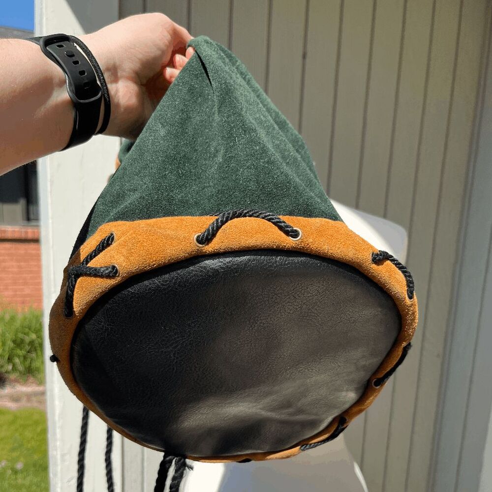 VTG Forest Green Suede Leather Drawstring Backpack USA Boho Minimalist - Picture 6 of 12